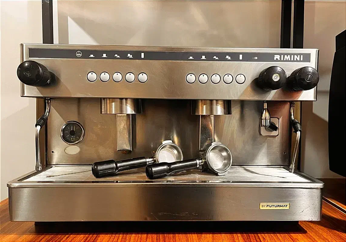 دستگاه اسپرسو Rimini اسپانیایی|کافی‌شاپ و رستوران|رشت, جهاد|دیوار