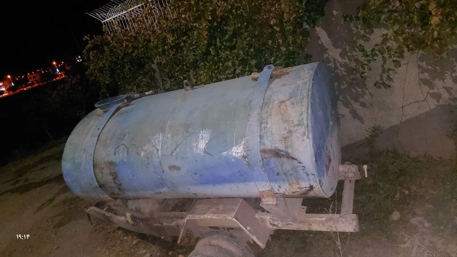 تانک ۶ هزار لیتری آهنی|مصالح و تجهیزات ساختمان|اصفهان, عطار نیشابوری|دیوار