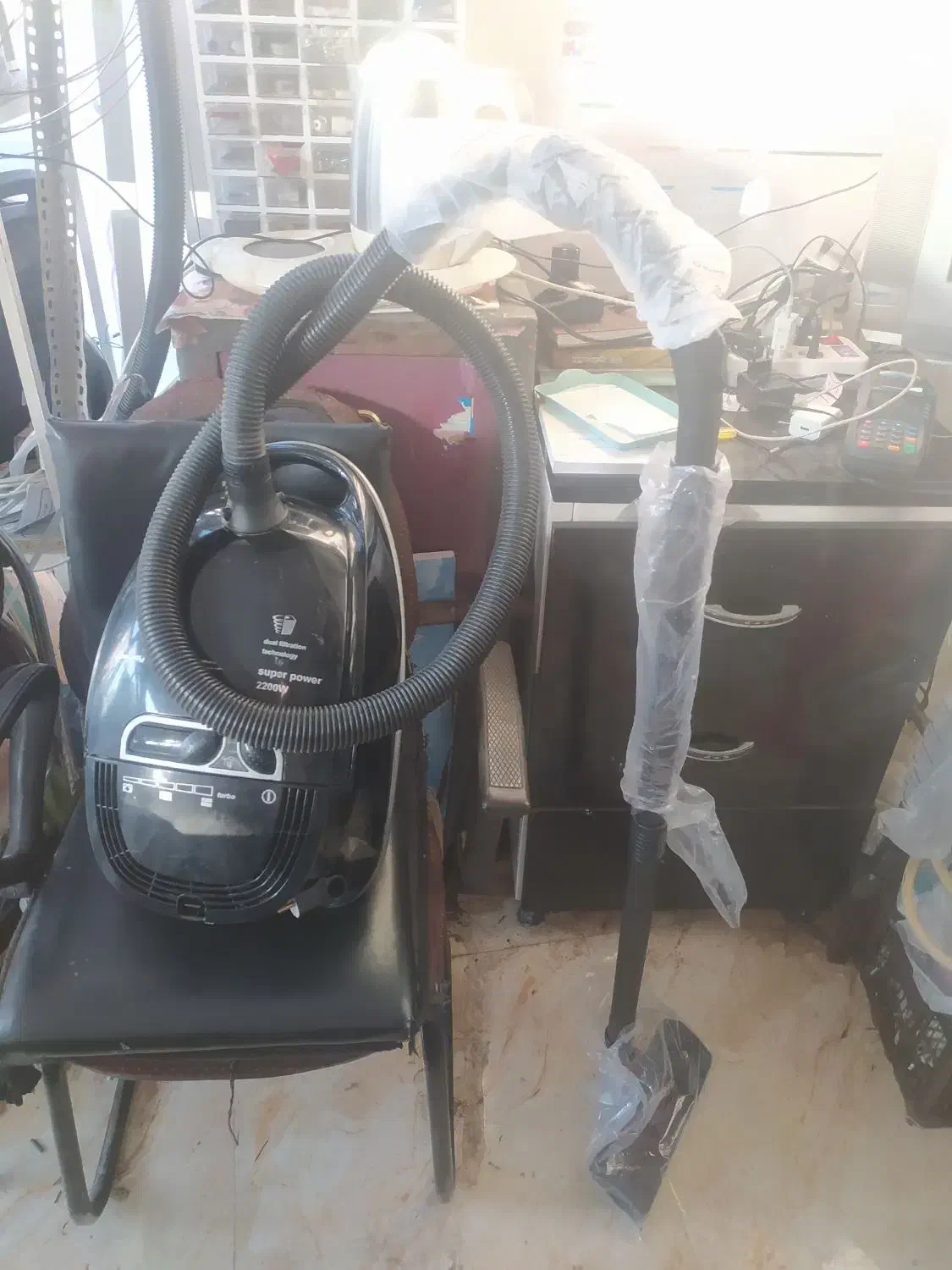 جاروبرقی|جاروبرقی، جارو شارژی، بخارشو|خوی, |دیوار