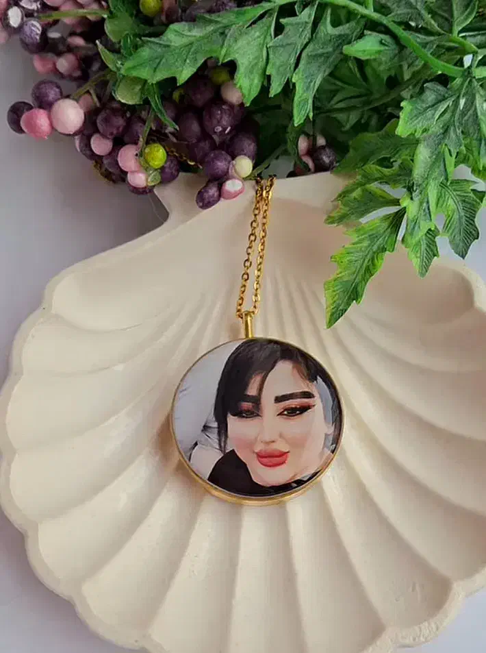 گردنبند رزینی|حراج|ملایر, |دیوار