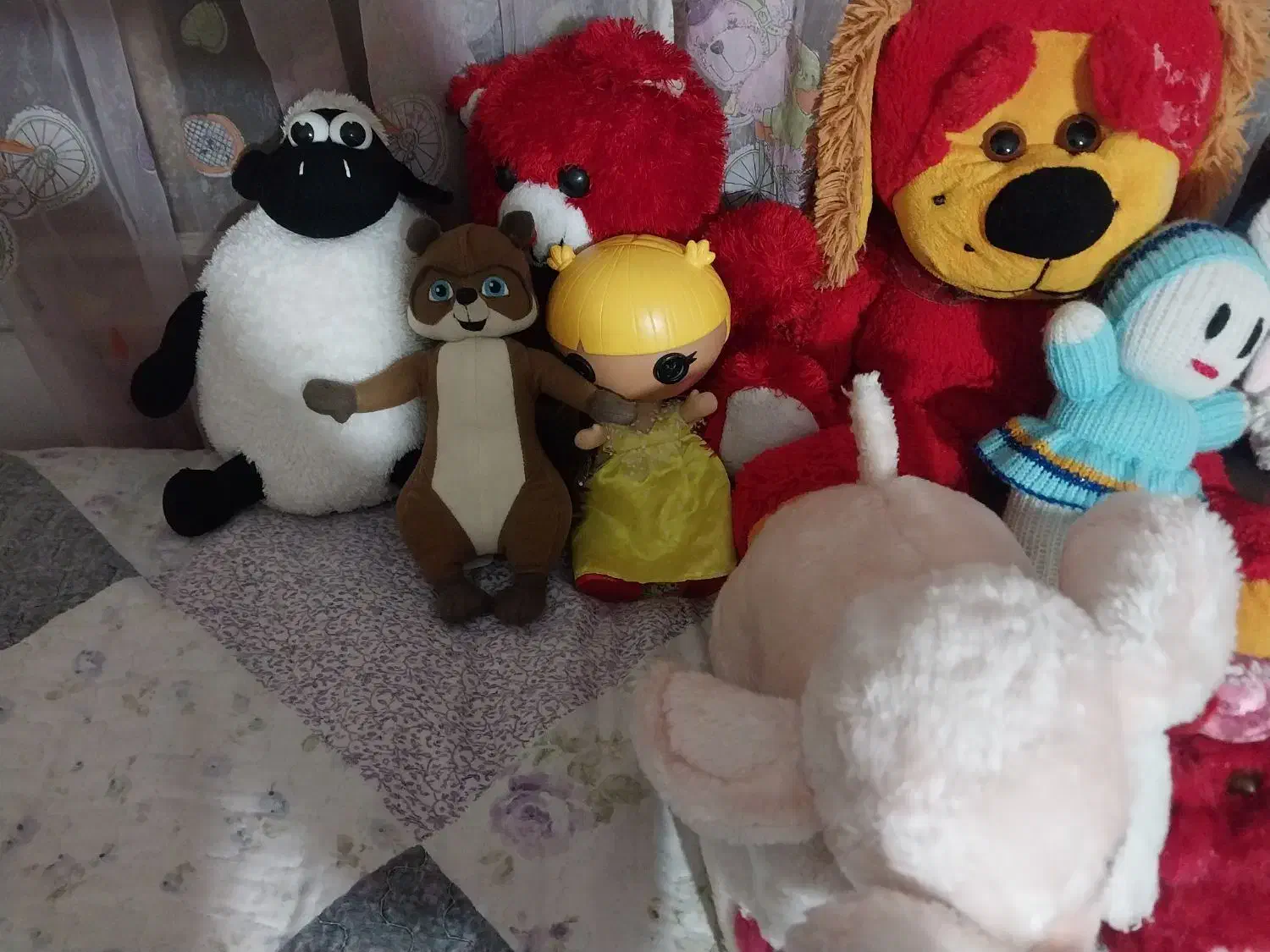 عروسک|اسباب‌بازی بچه|مشهد, هنرستان|دیوار