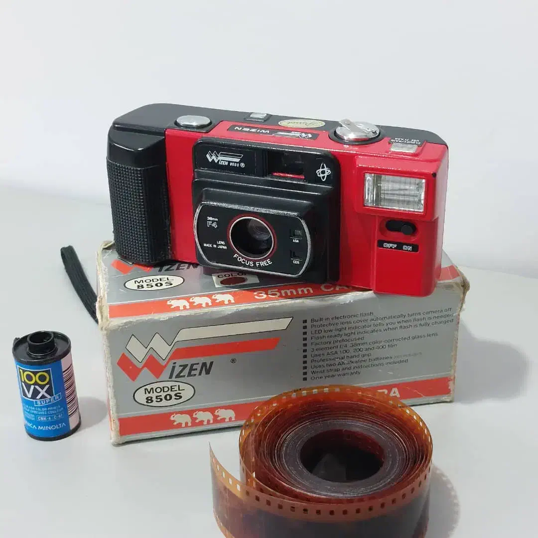 دوربین قدیمی ویزن|دوربین عکاسی و فیلم‌برداری|گرمدره, |دیوار