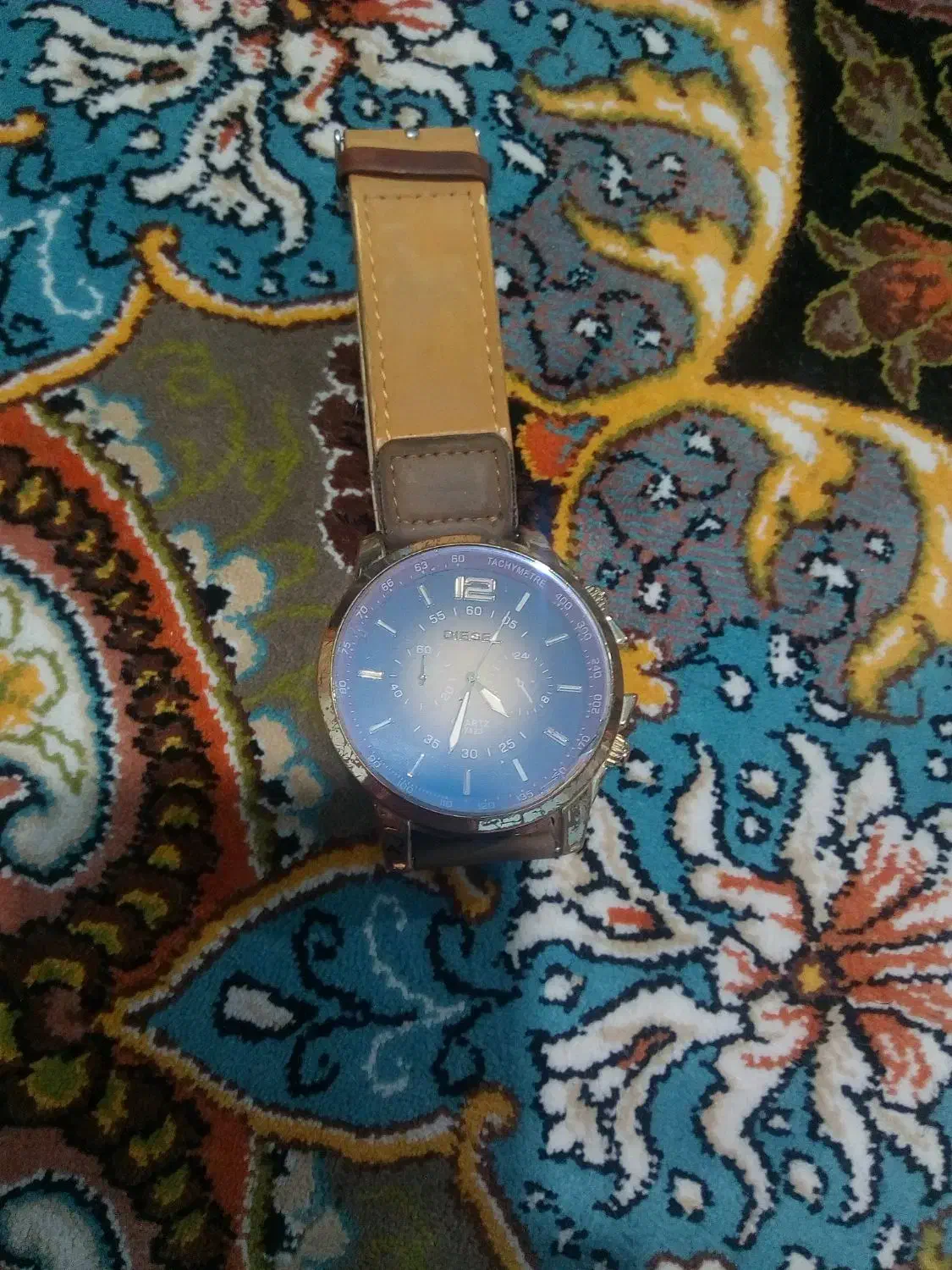 ساعت طلایی شیک|ساعت|شاهین دژ, |دیوار