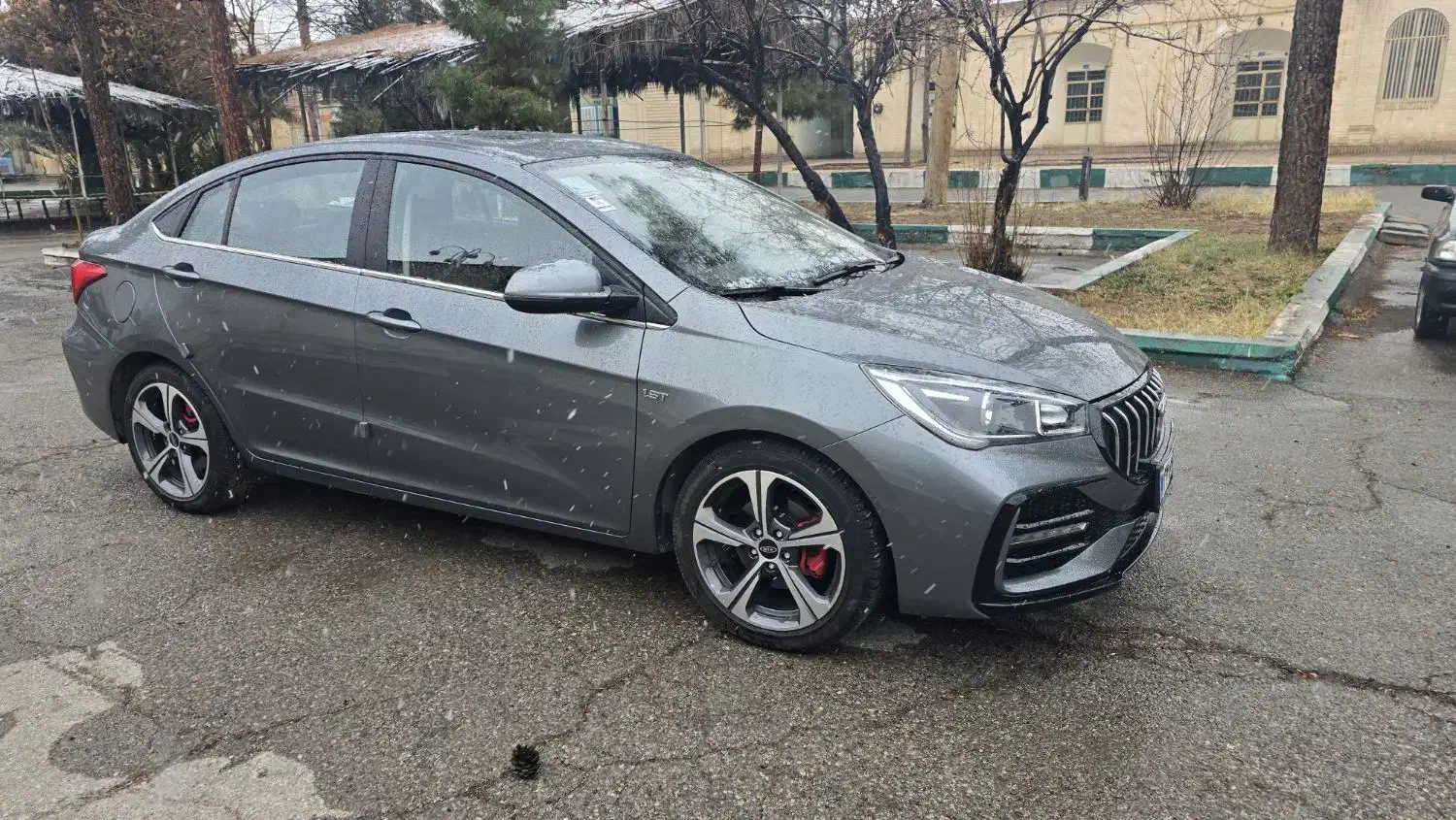 اریزو ۵ ال اف|خودرو سواری و وانت|کرمان, |دیوار