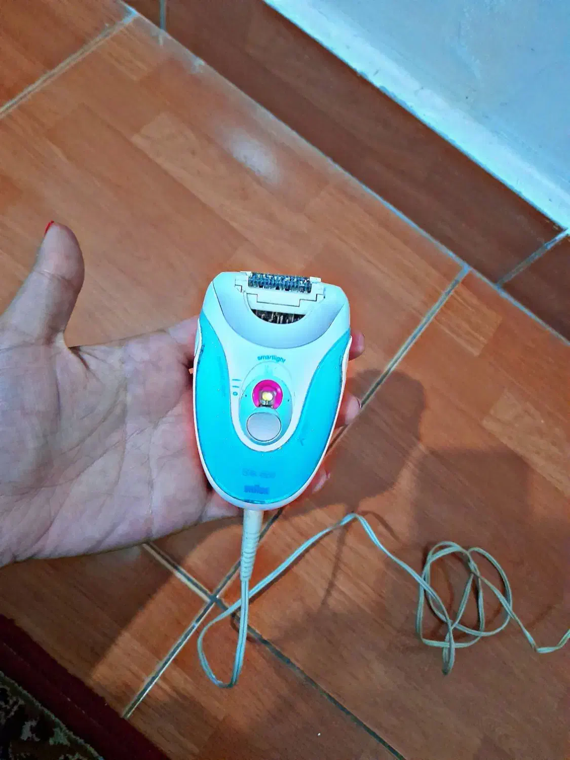 اپی لیدی براون (موچین برقی)|آرایشی، بهداشتی، درمانی|ارومیه, |دیوار