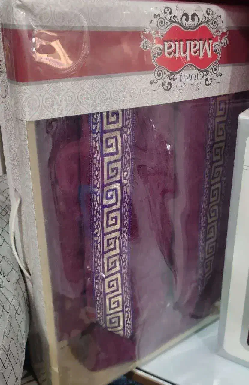 حوله تن‌پوش|لوازم نظافت|قم, قلعه کامکار|دیوار