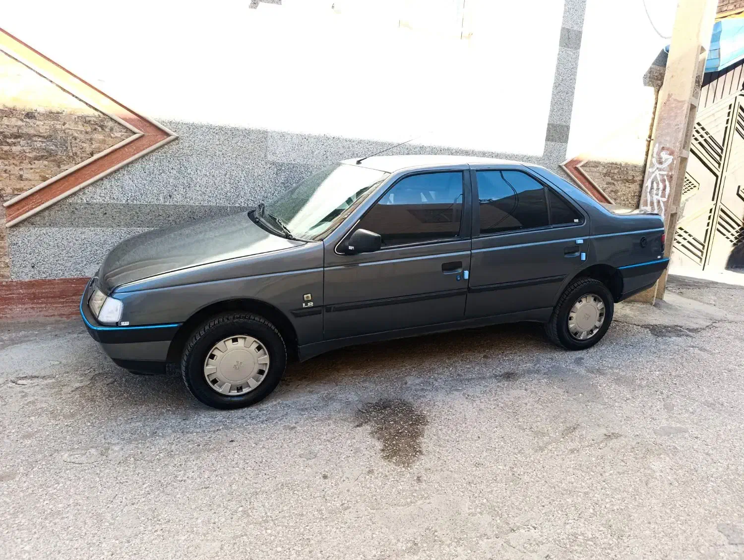 405پژو|خودرو سواری و وانت|خرمآباد, |دیوار