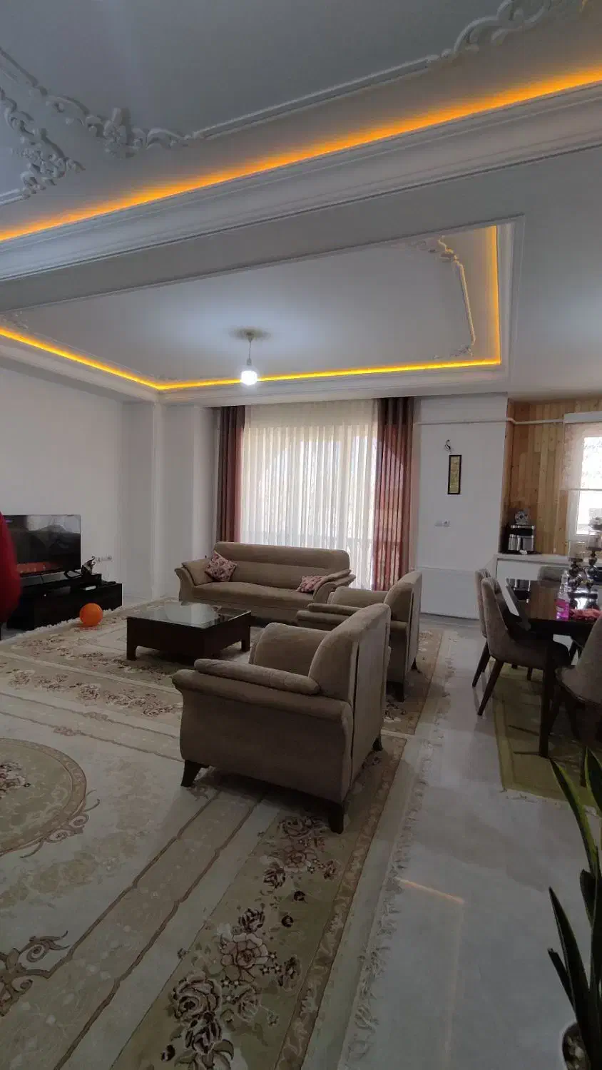 رهن کامل آپارتمان ۱۷۰ متری لوکس و خوش نقشه|اجارهٔ آپارتمان|ابهر, |دیوار