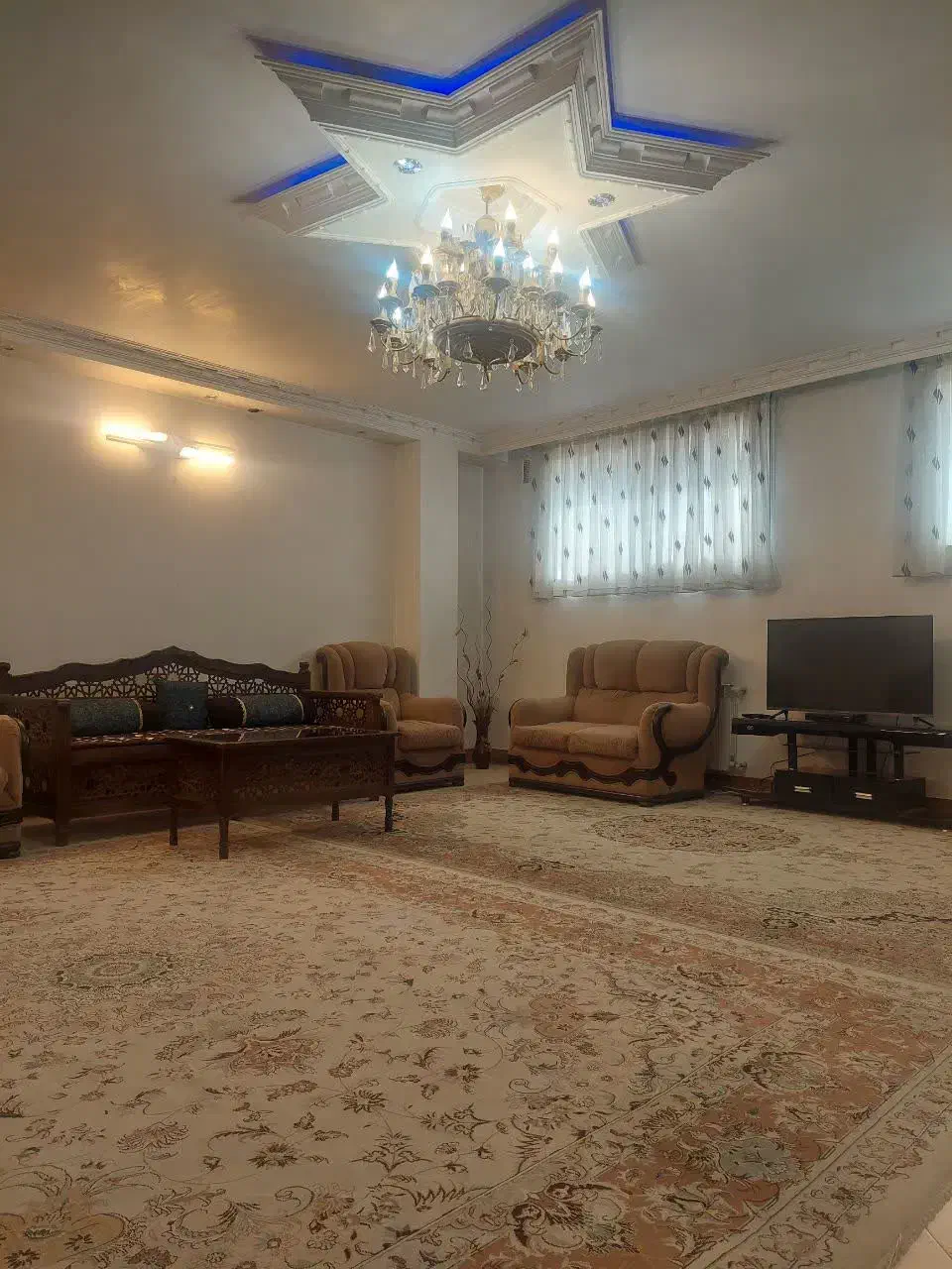 اجاره کوتاه مدت اپارتمان|اجارهٔ کوتاهمدت آپارتمان و سوئیت|اصفهان, دنارت|دیوار