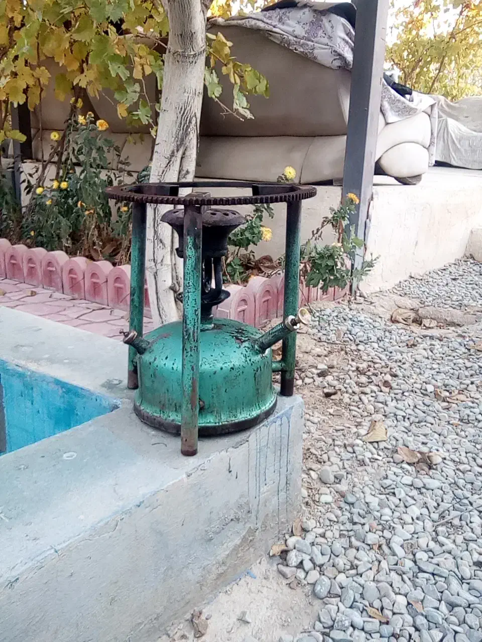 اجاق نفتی قدیمی|کلکسیون اشیاء عتیقه|شهریار, شهریار|دیوار