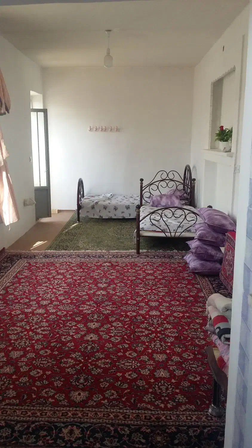 خانه مسافر همراه بیمار بصورت خیریه|اجارهٔ کوتاه‌مدت آپارتمان و سوئیت|آباده, |دیوار
