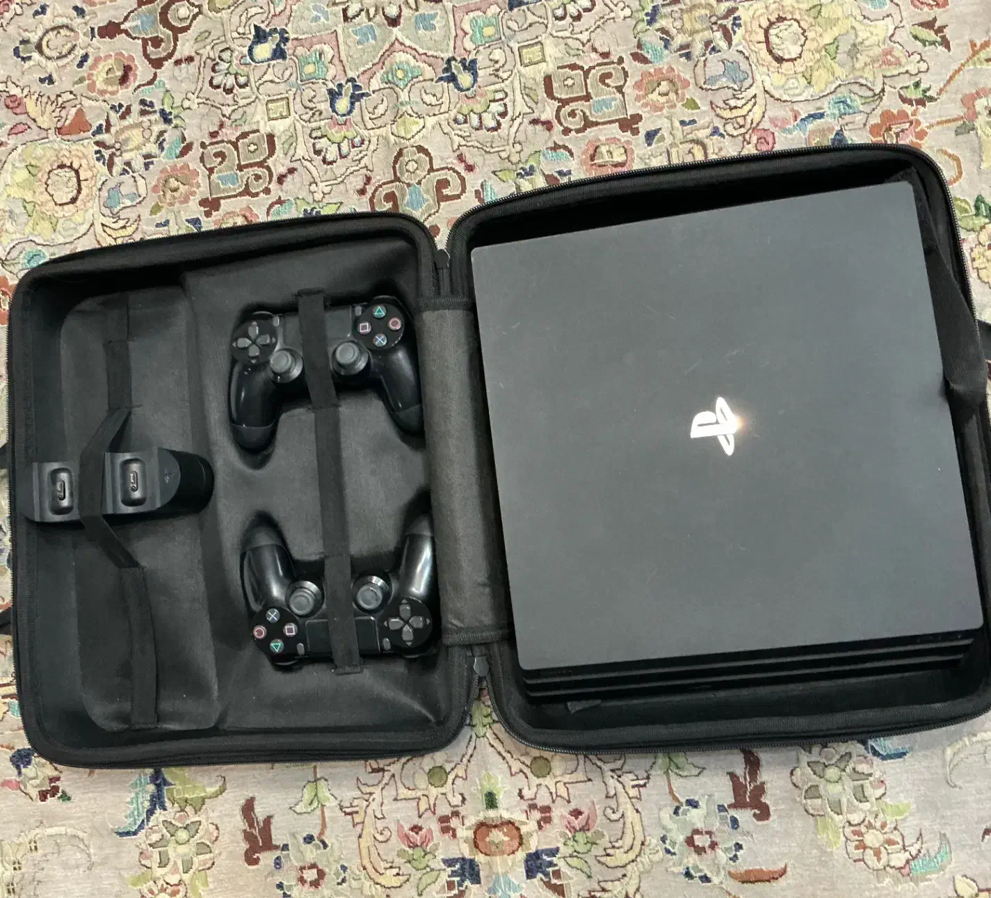 Ps4 pro|کنسول، بازی ویدئویی و آنلاین|کرمان, |دیوار