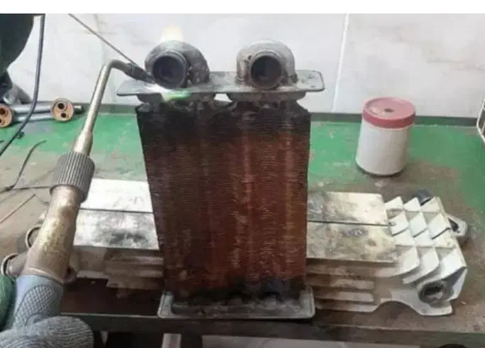 جوشکاری مبدل ابگرمکن دیواری وپکیچ|آبگرمکن، پکیج، شوفاژ|گنبد کاووس, |دیوار