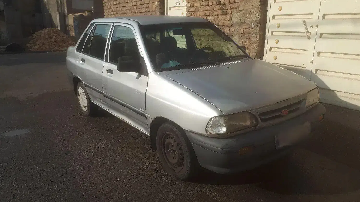 پراید نقره ایی اسفند۸۳|خودرو سواری و وانت|قزوین, |دیوار