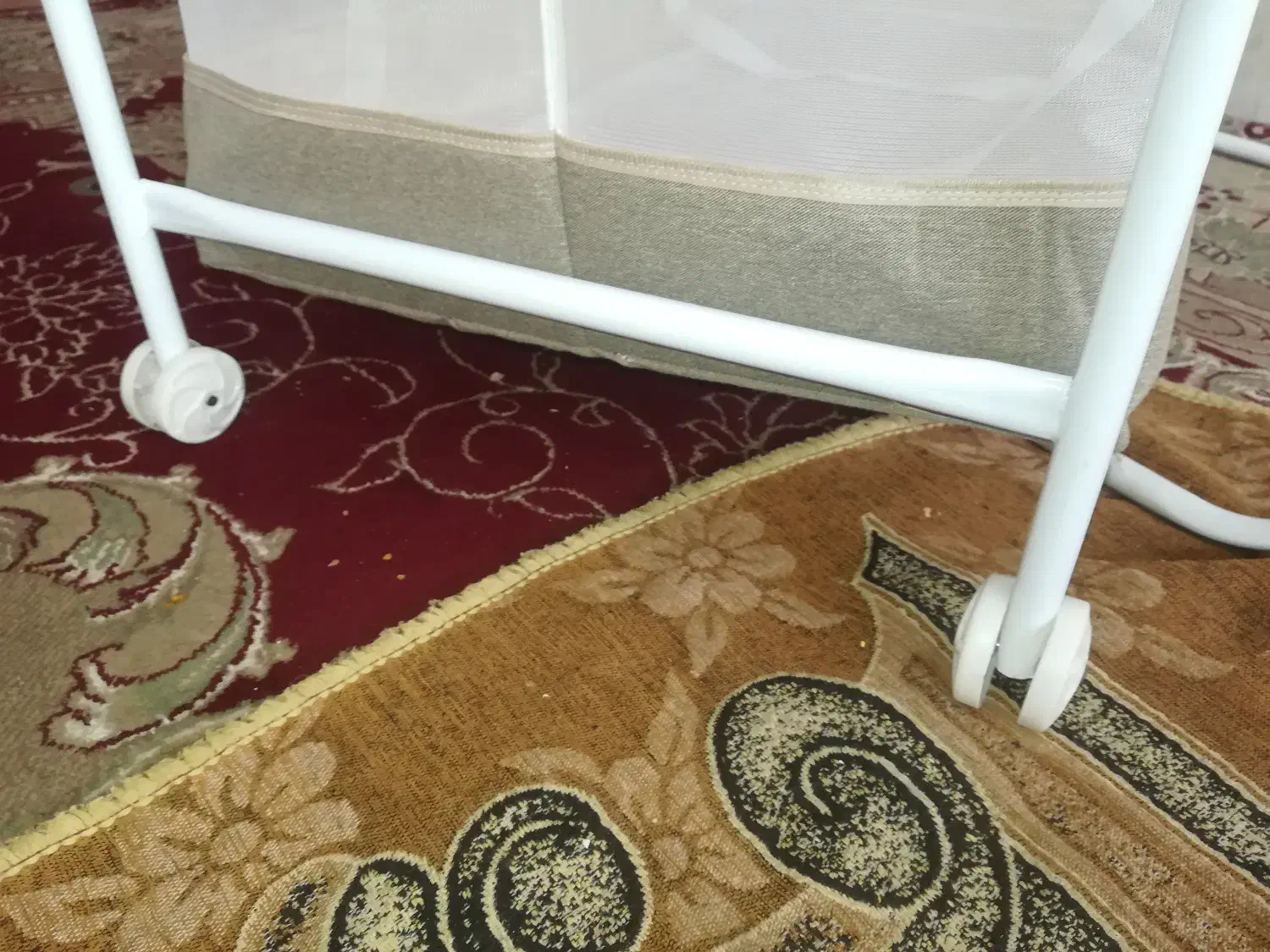 گهواره|کالسکه و لوازم جانبی|فولادشهر, A2|دیوار