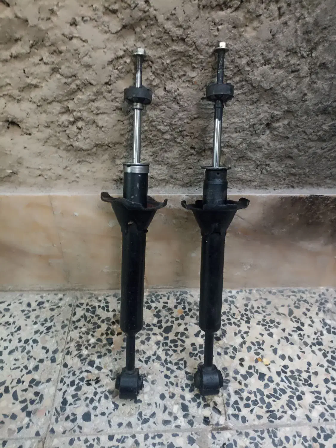 کمک عقب پراید درحد نو|قطعات یدکی و لوازم جانبی|خمینیشهر, |دیوار