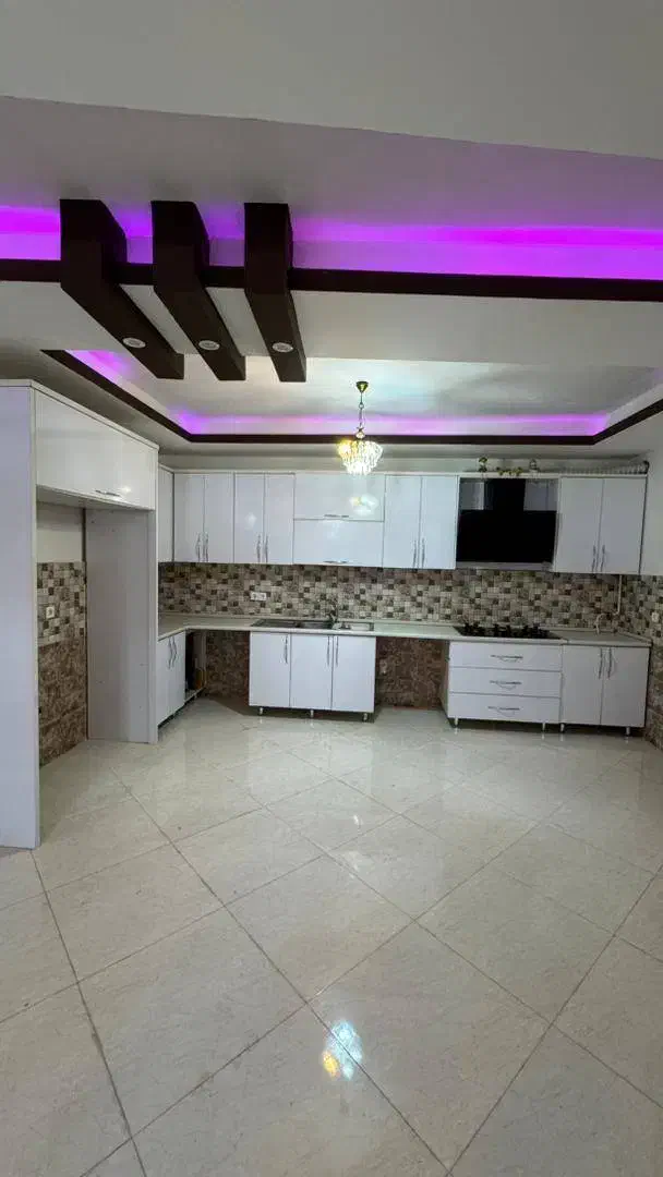 واحد 115 متر دوخواب روبروی فرمانداری سابق|فروش آپارتمان|صومعهسرا, |دیوار