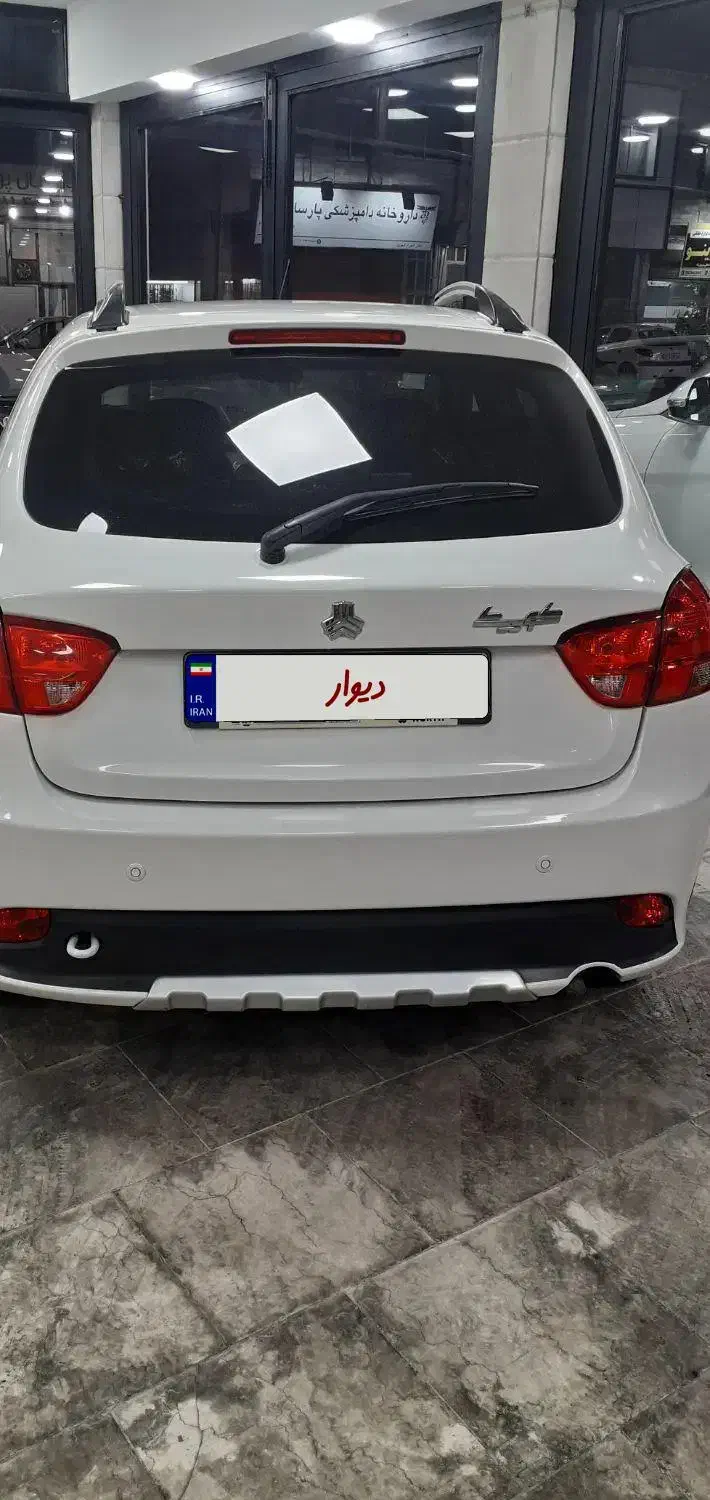 کوییک ۱۴۰۲     در حد ۲۹۰۰۰ کار|خودرو سواری و وانت|صومعه‌سرا, |دیوار