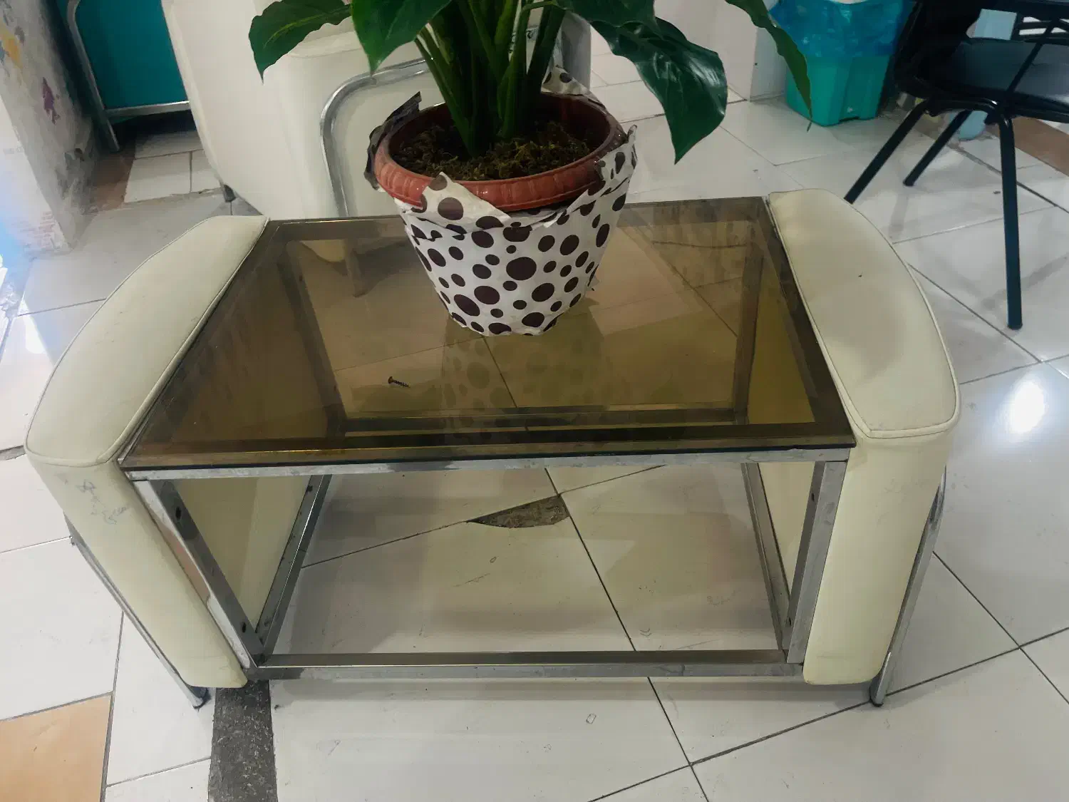 واگذاری کتابخانه و مبل و جلو مبلی|مبلمان خانگی و میز عسلی|اندیشه, اندیشه فاز ۱|دیوار