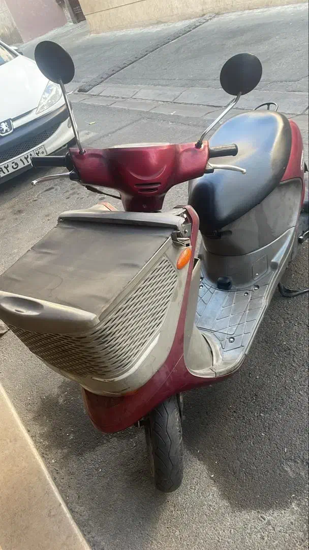 فروش موتور پاکشتی قرمز رنگ|موتورسیکلت|تهران, فلسطین (میدان انقلاب)|دیوار