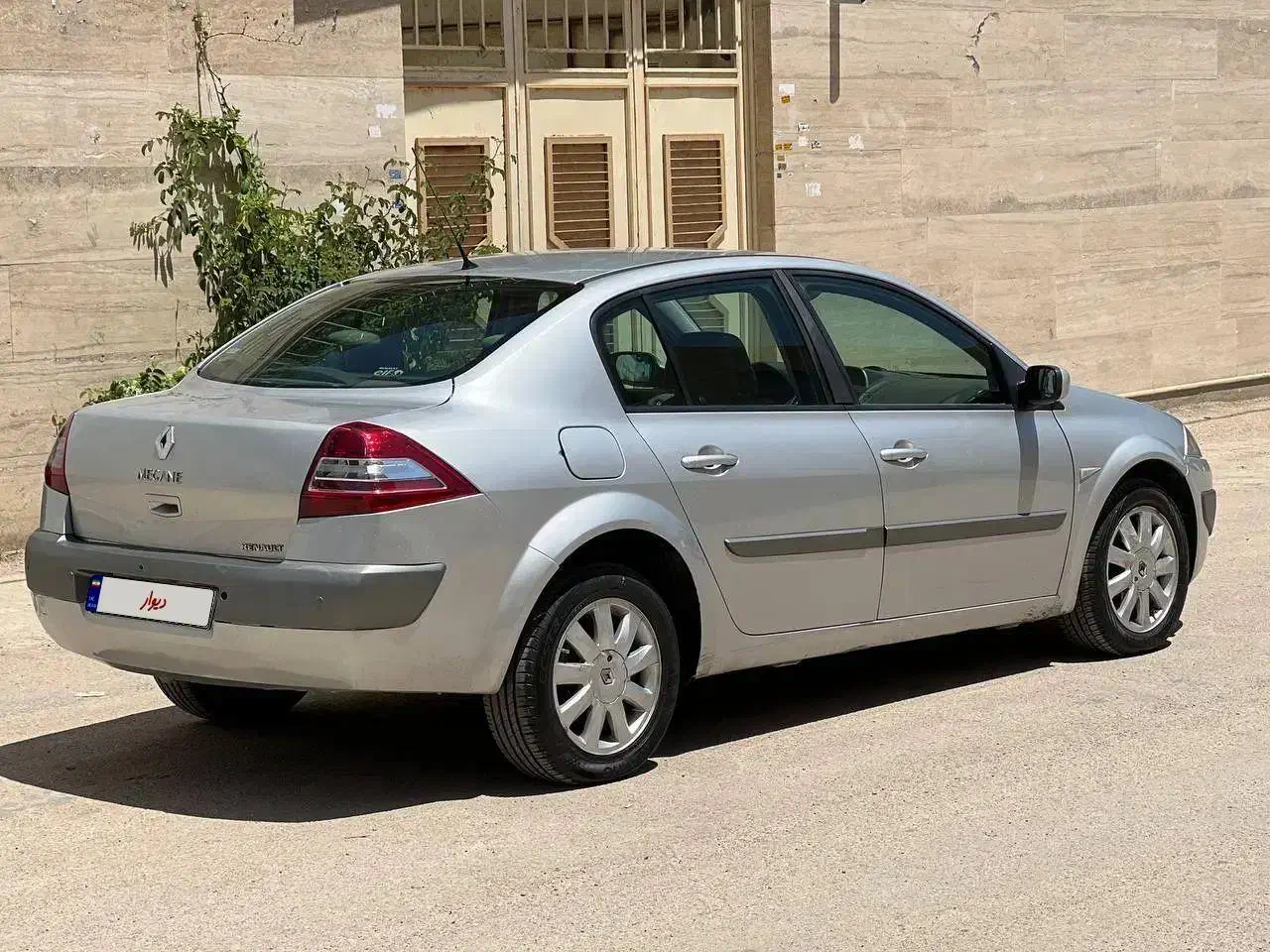 مگان مدل ۱۳۹۰ اتومات درجه یک|خودرو سواری و وانت|تهران, بهجتآباد|دیوار