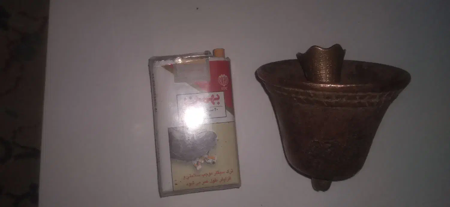 زنگوله برنجی قدیمی|کلکسیون اشیاء عتیقه|اندیشه, اندیشه فاز ۵|دیوار