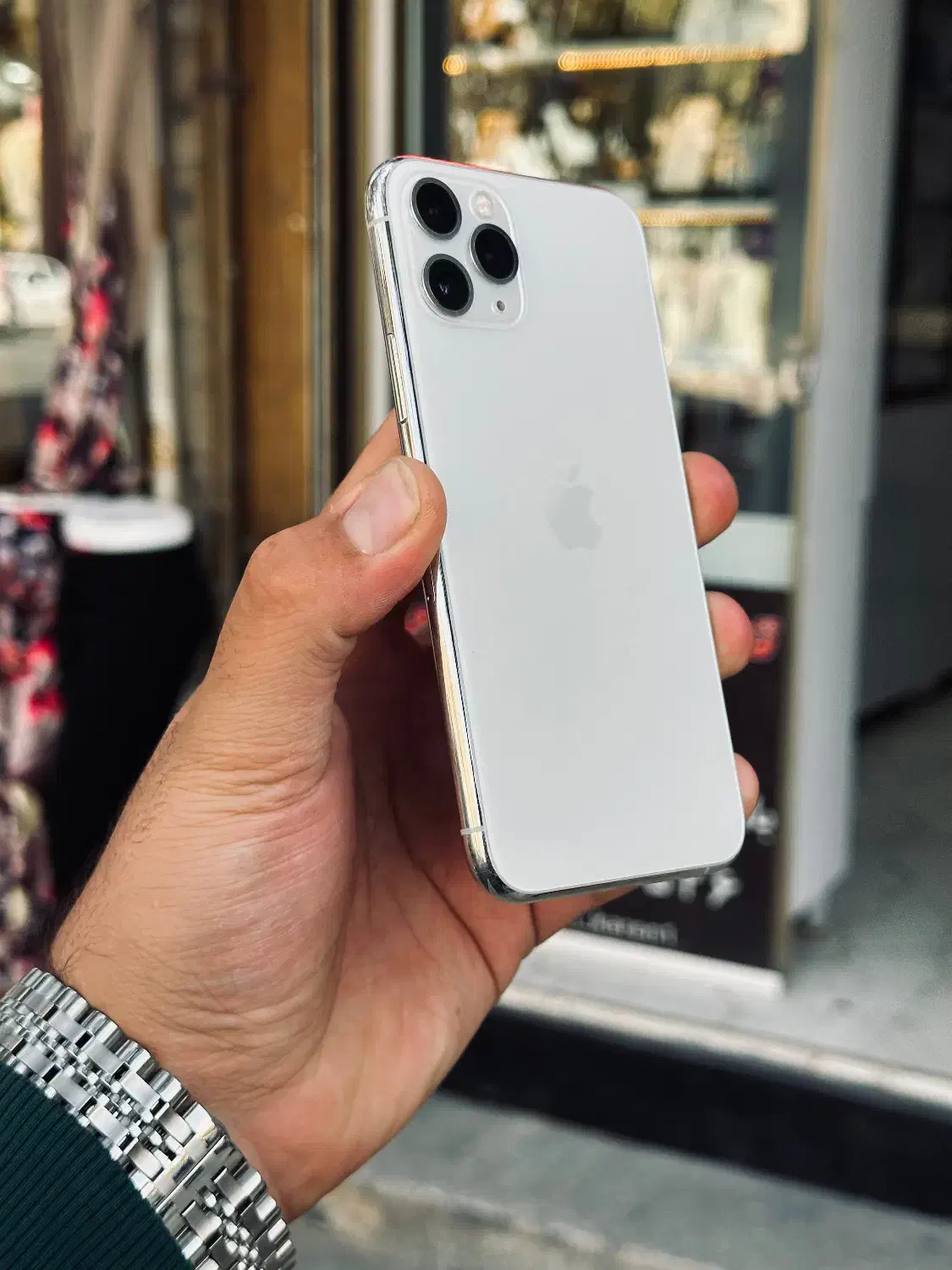 یازده پرو دو سیم256 بسیار آس رنگ سیلور|موبایل|ملایر, |دیوار