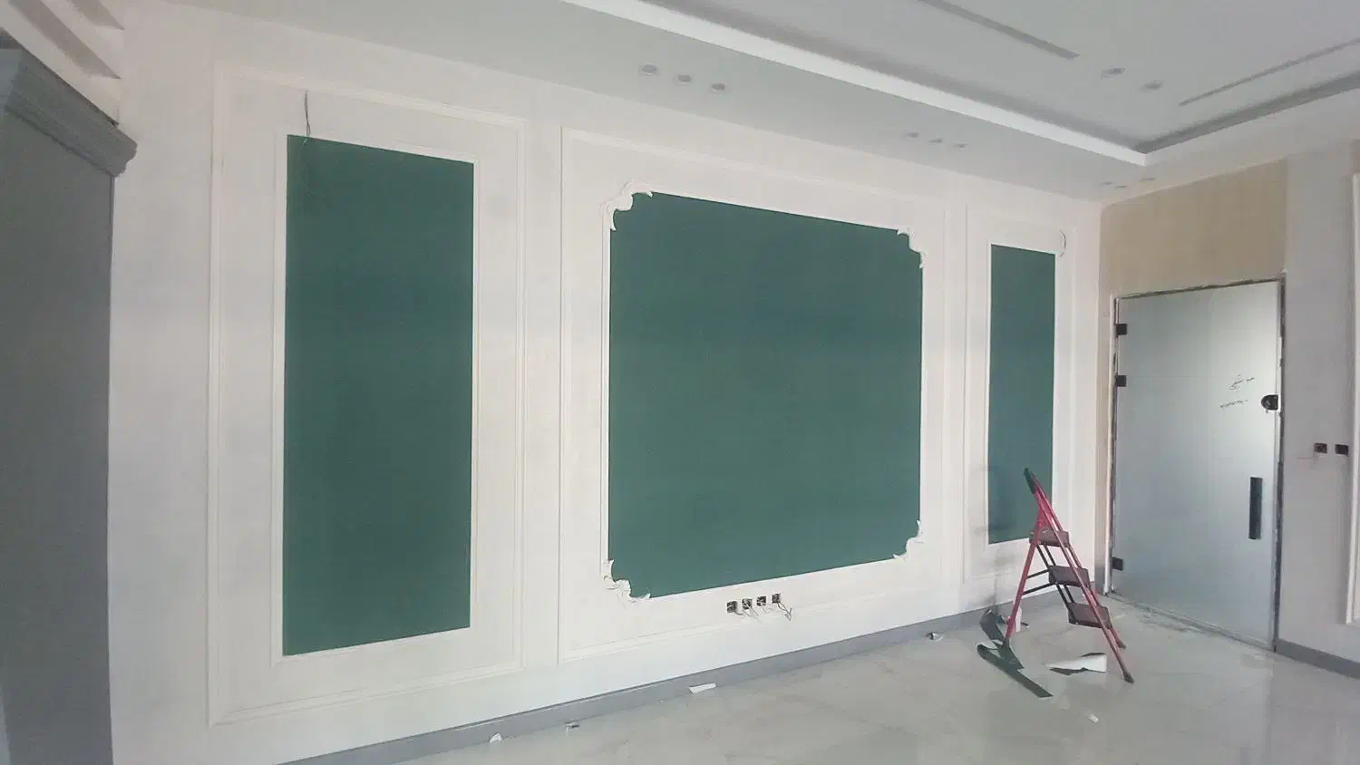 نصب انواع کاغذ دیواری|خدمات پیشه و مهارت|اصفهان, باغ کاران|دیوار