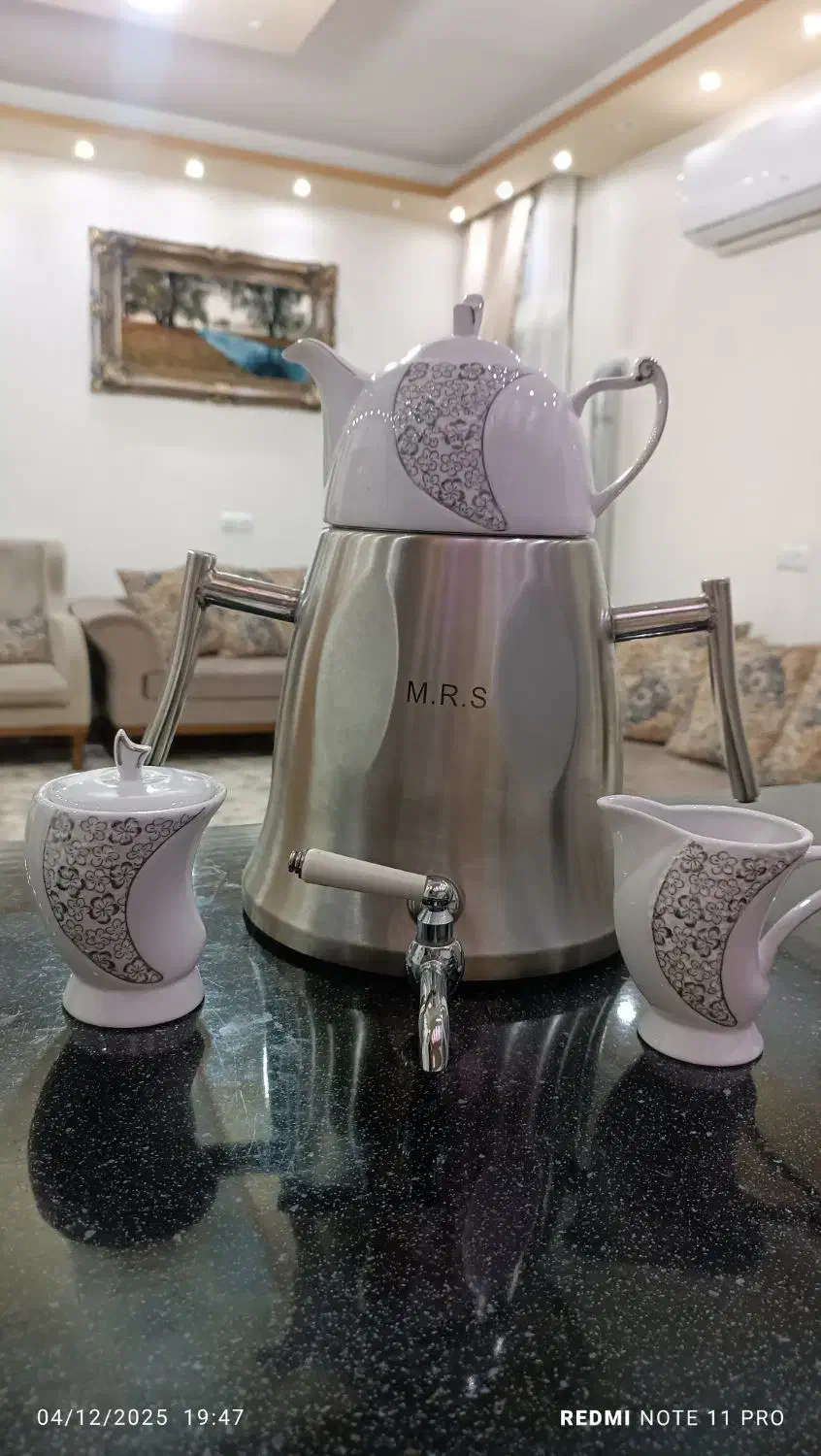 تعدادی لوازم آشپزخانه|قوری، کتری، قهوهساز دستی|رباطکریم, رباطکریم|دیوار