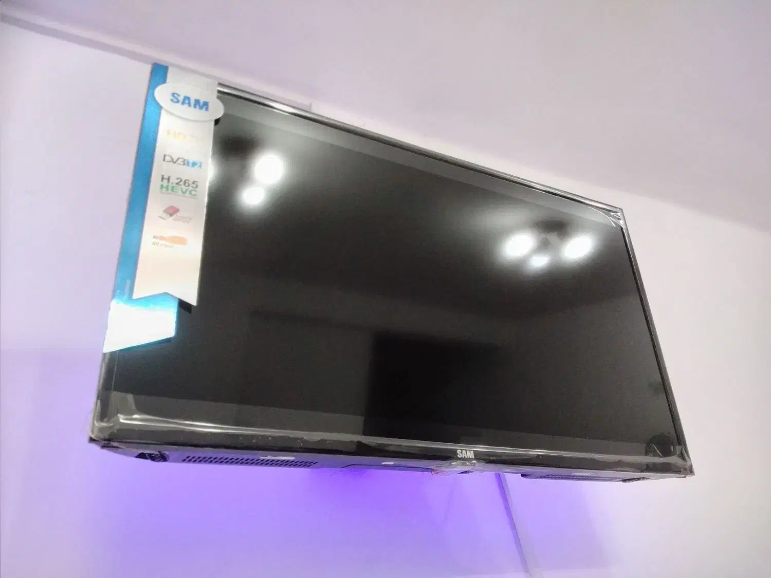 تلوزیون ال ای دی۳۲ مشابه آک|تلویزیون و پروژکتور|تهران, مسعودیه|دیوار