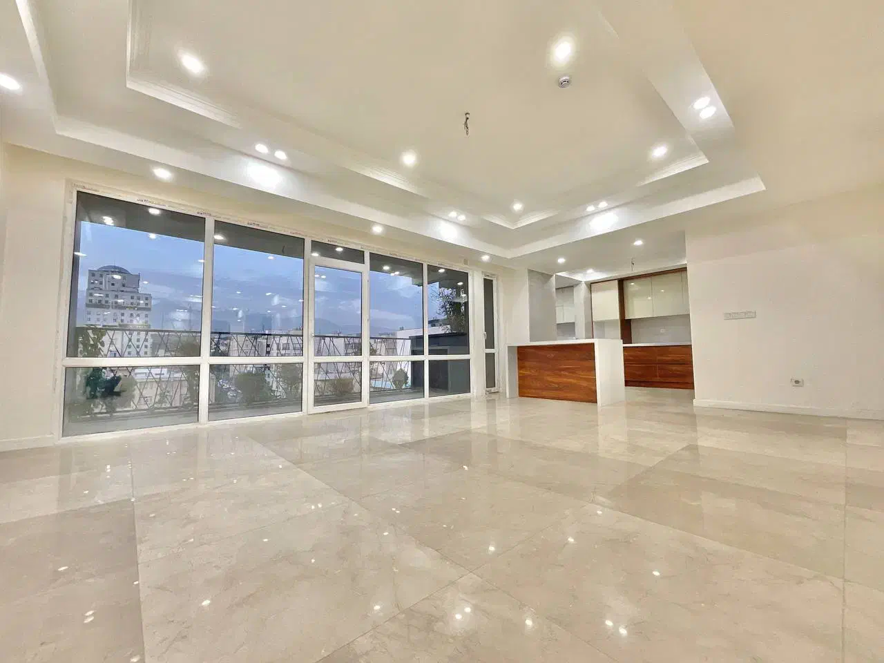 ۱۶۰متر /۳خواب / نوساز/ ۲پارکینگ