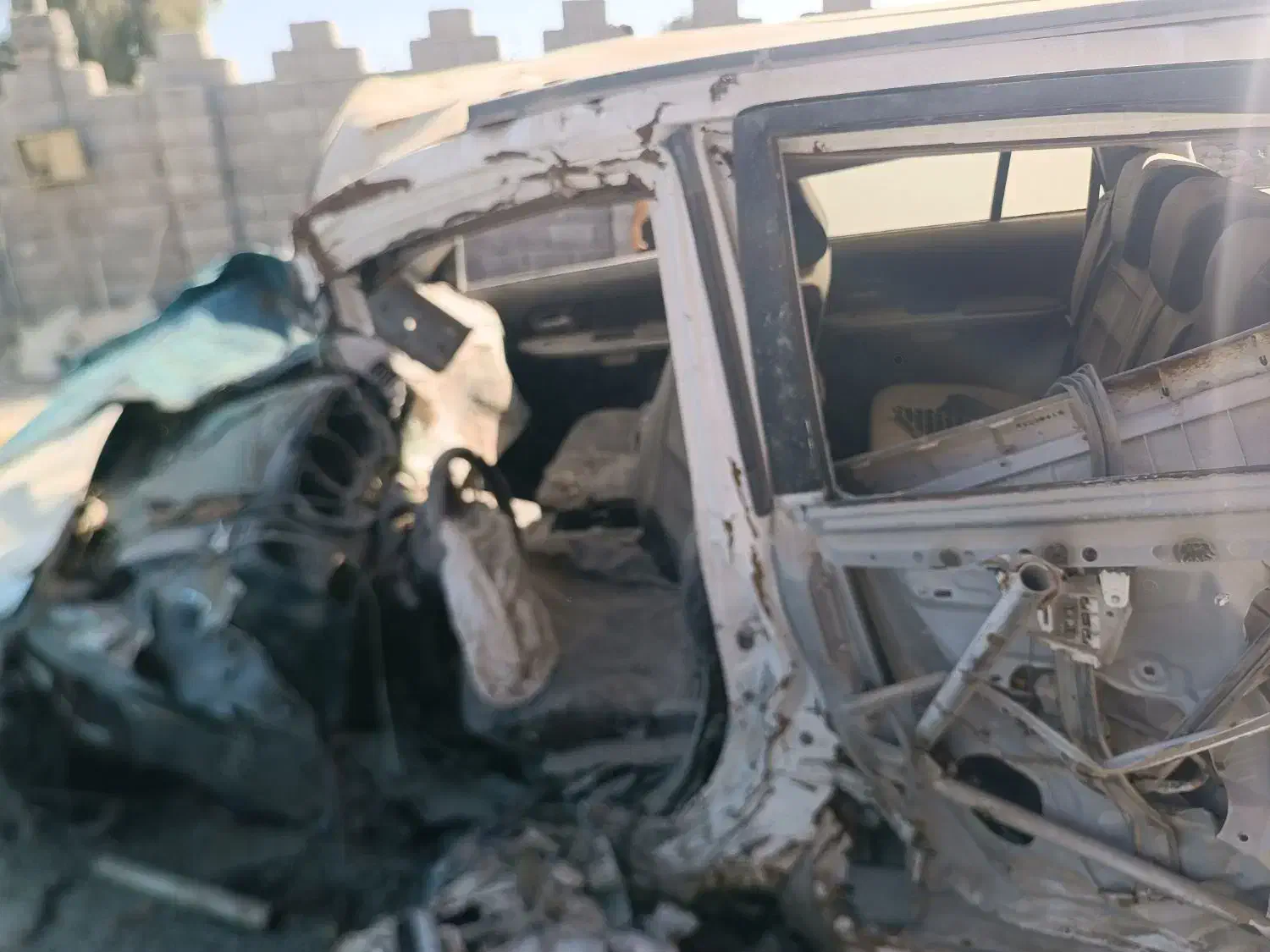 ویتارا تصادفی ۲۴۰۰|خودرو سواری و وانت|بندرعباس, |دیوار