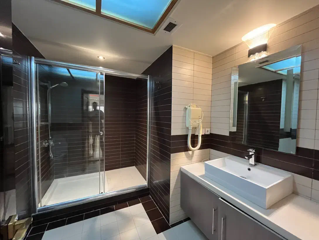 اجاره آپارتمان ۲۳۰ متری نیاوران/مرجان/ویو ابدی