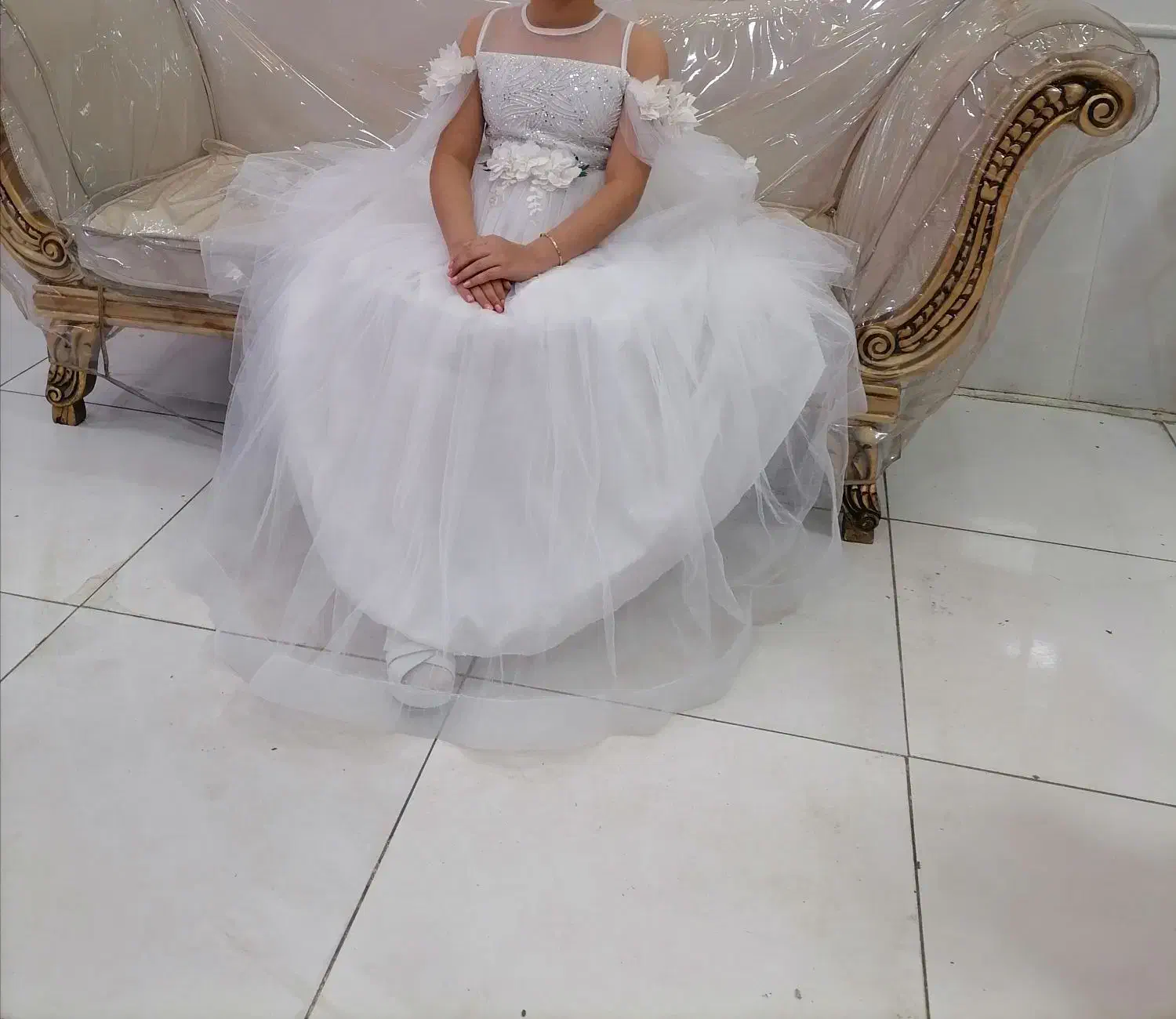 لباس عروس دخترانه|لباس|نیشابور, مازول|دیوار