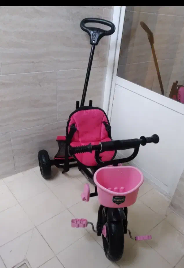 سه چرخه|دوچرخه، اسکیت، اسکوتر|رباطکریم, رباطکریم|دیوار