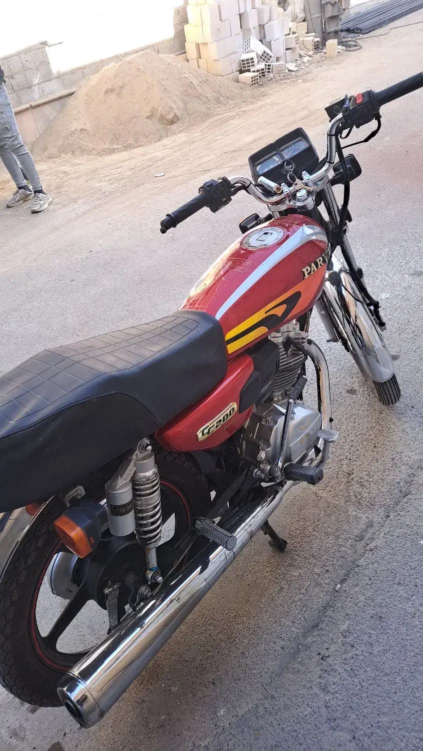 موتور 200پرواز|موتورسیکلت|اصفهان, برازنده|دیوار