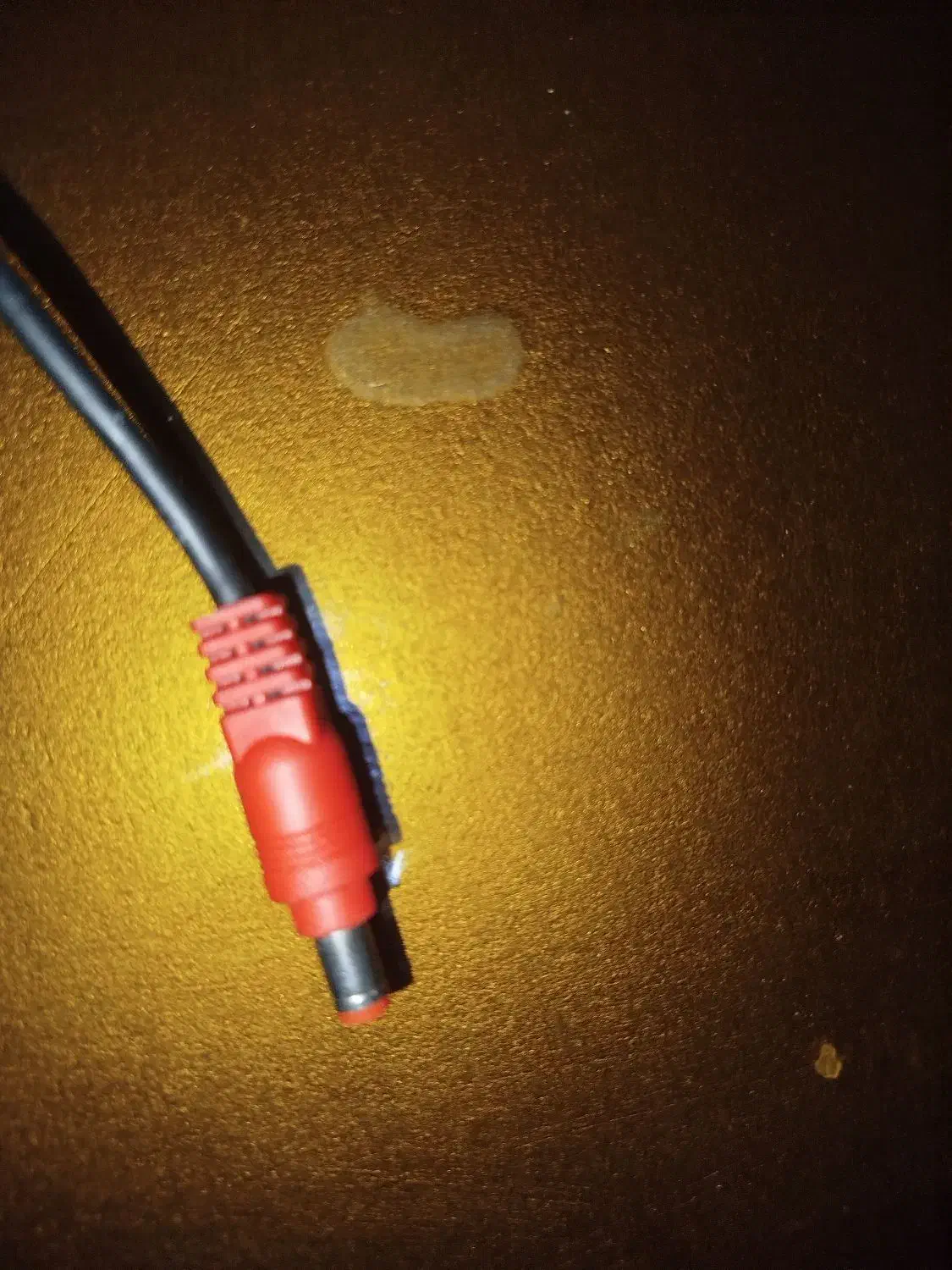 آداپتور ۱۲ ولت ۲ آمپر|قطعات و لوازم جانبی رایانه|مشهد, کوشش|دیوار