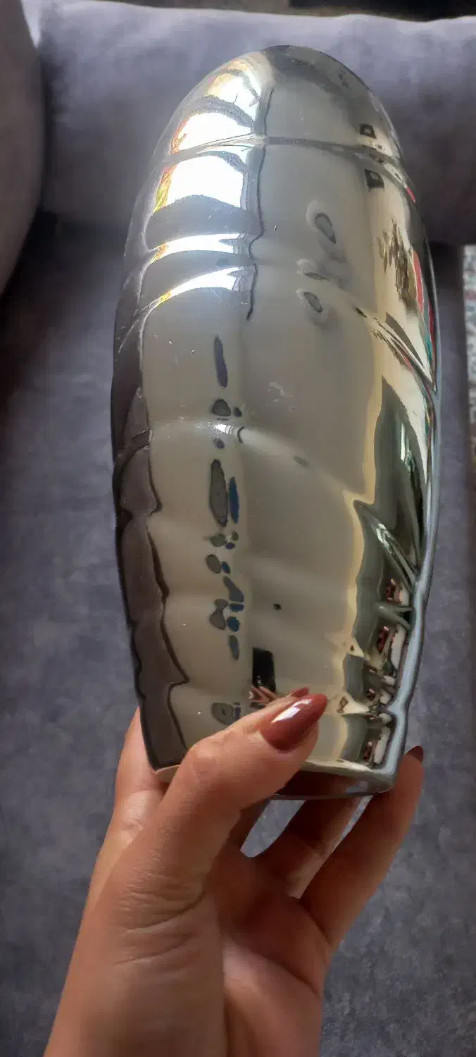 گلدان نقره ای|گل مصنوعی|تهران, باغ فیض|دیوار