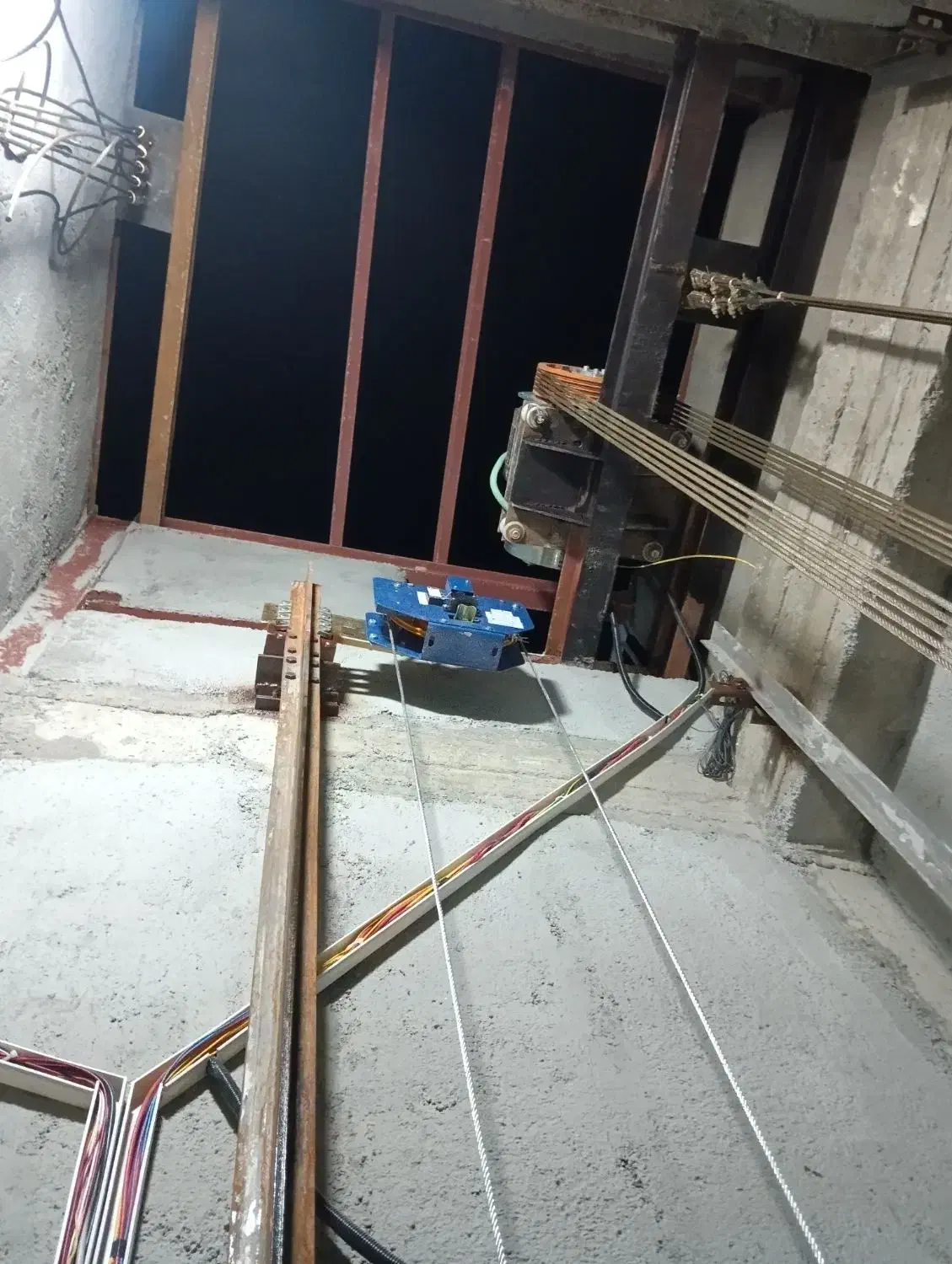 نصب وسرویسو خرابی اسانسور|خدمات پیشه و مهارت|اردبیل, |دیوار