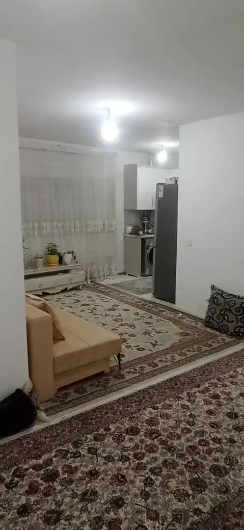 60متر آپارتمان خوش نقشه(خیابان زهدی)