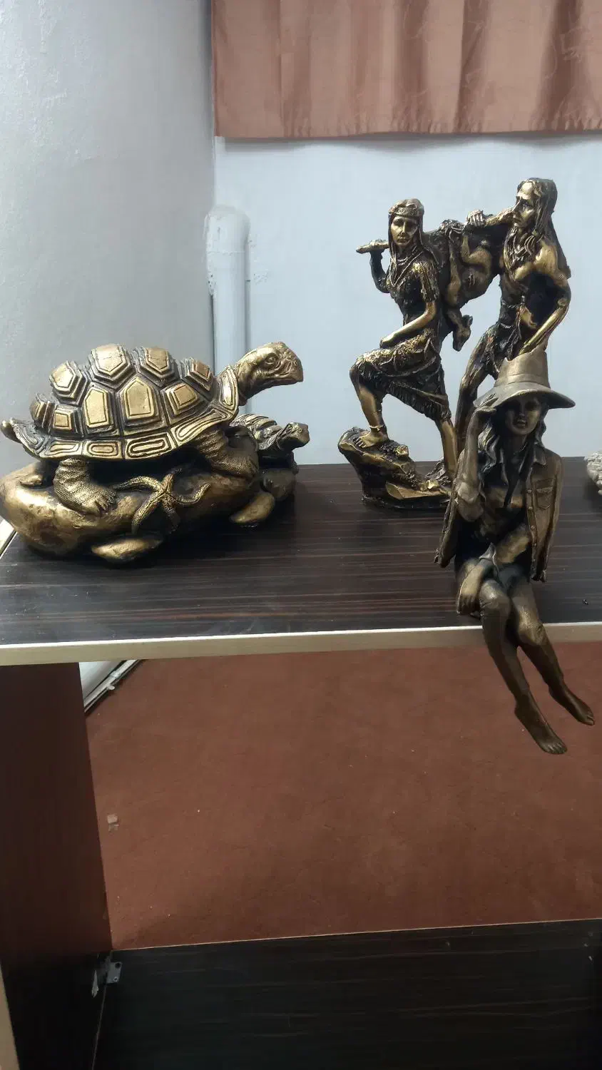 مجسمه|مجسمه، تندیس، ماکت|بروجرد, |دیوار