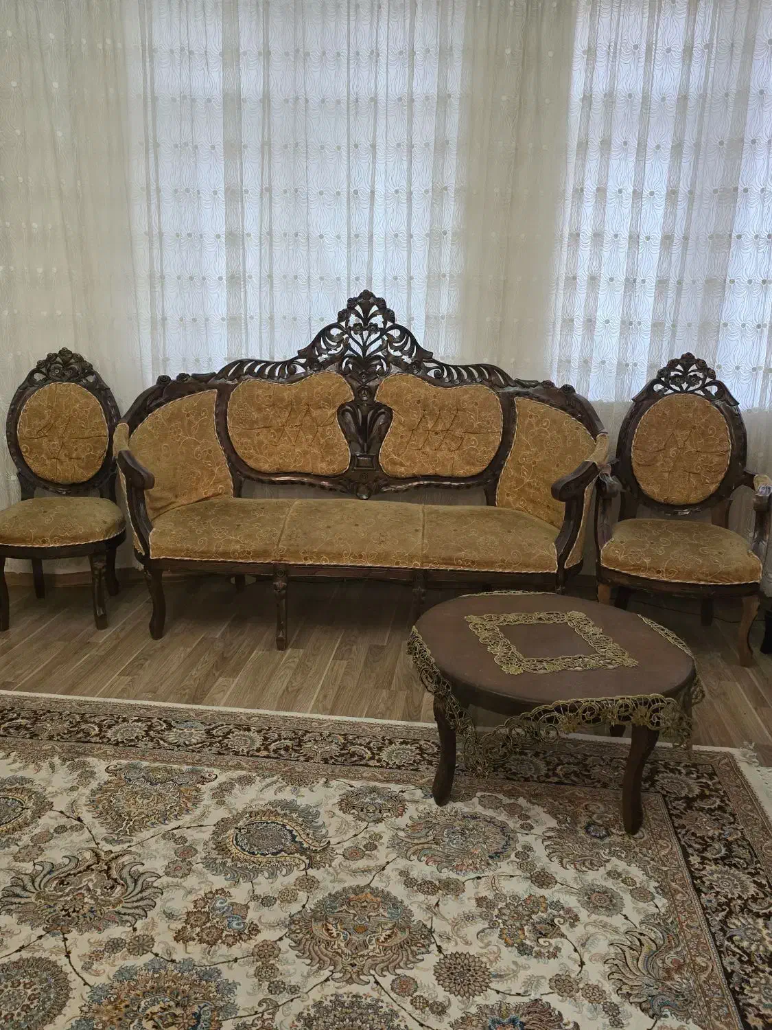 مبل با چوب گردو|مبلمان خانگی و میز عسلی|اردبیل, |دیوار