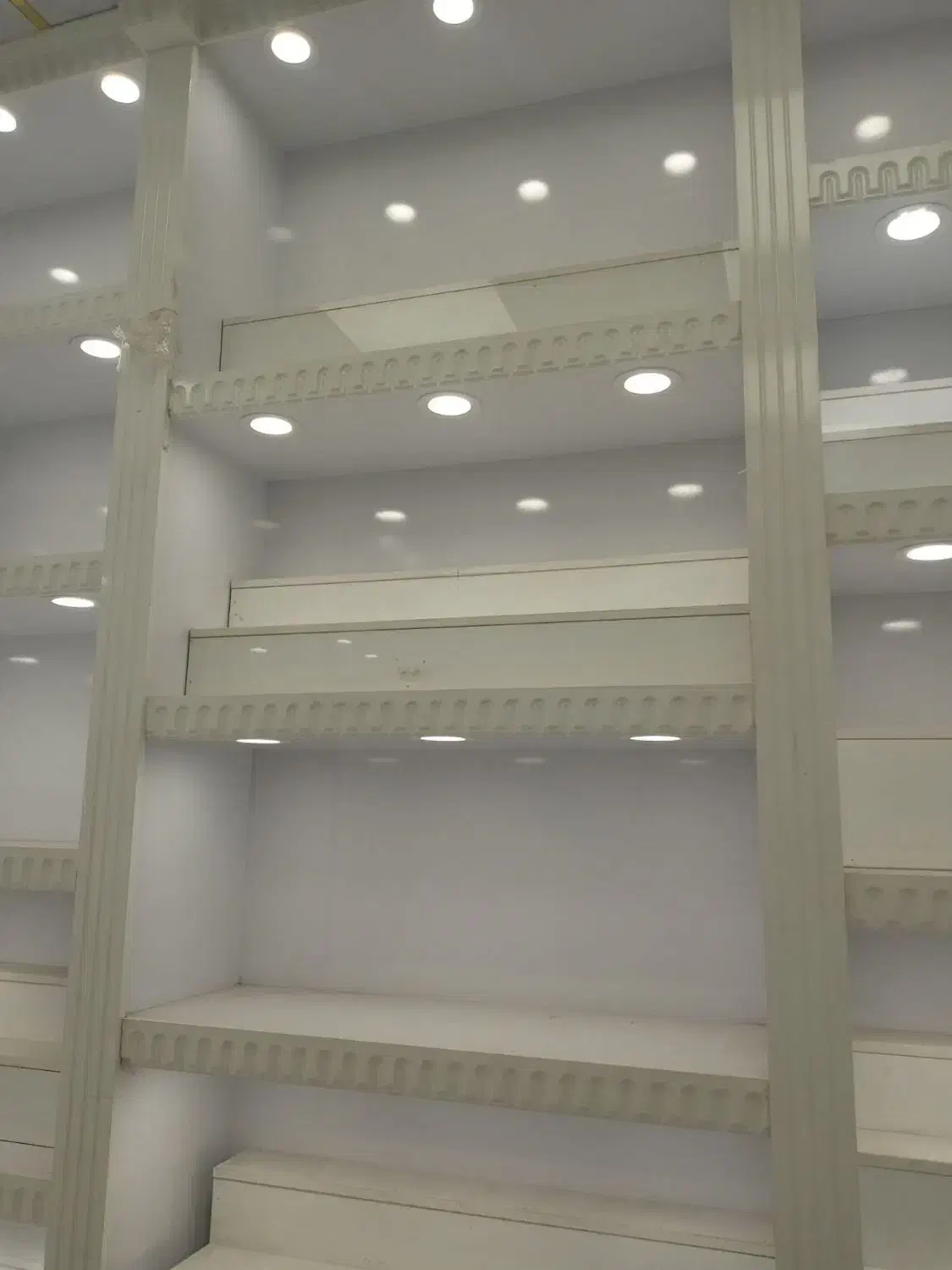 قفسه|کتابخانه، شلف، قفسه‌های دیواری|پیشوا, |دیوار