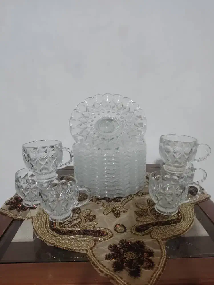 شیک وزیبادر ادامه|ظروف سرو و پذیرایی|رشت, منظریه|دیوار