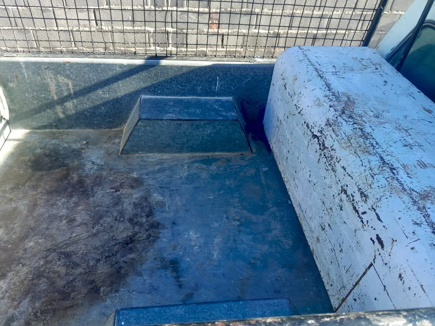 پیکان وانت|خودرو سواری و وانت|بهرمان, |دیوار