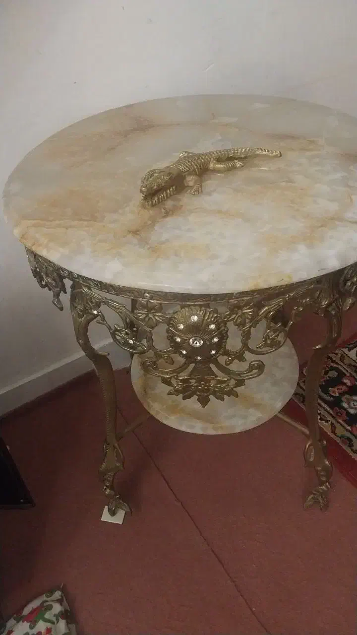 میز گرد برنز|میز تلفن|تبریز, |دیوار