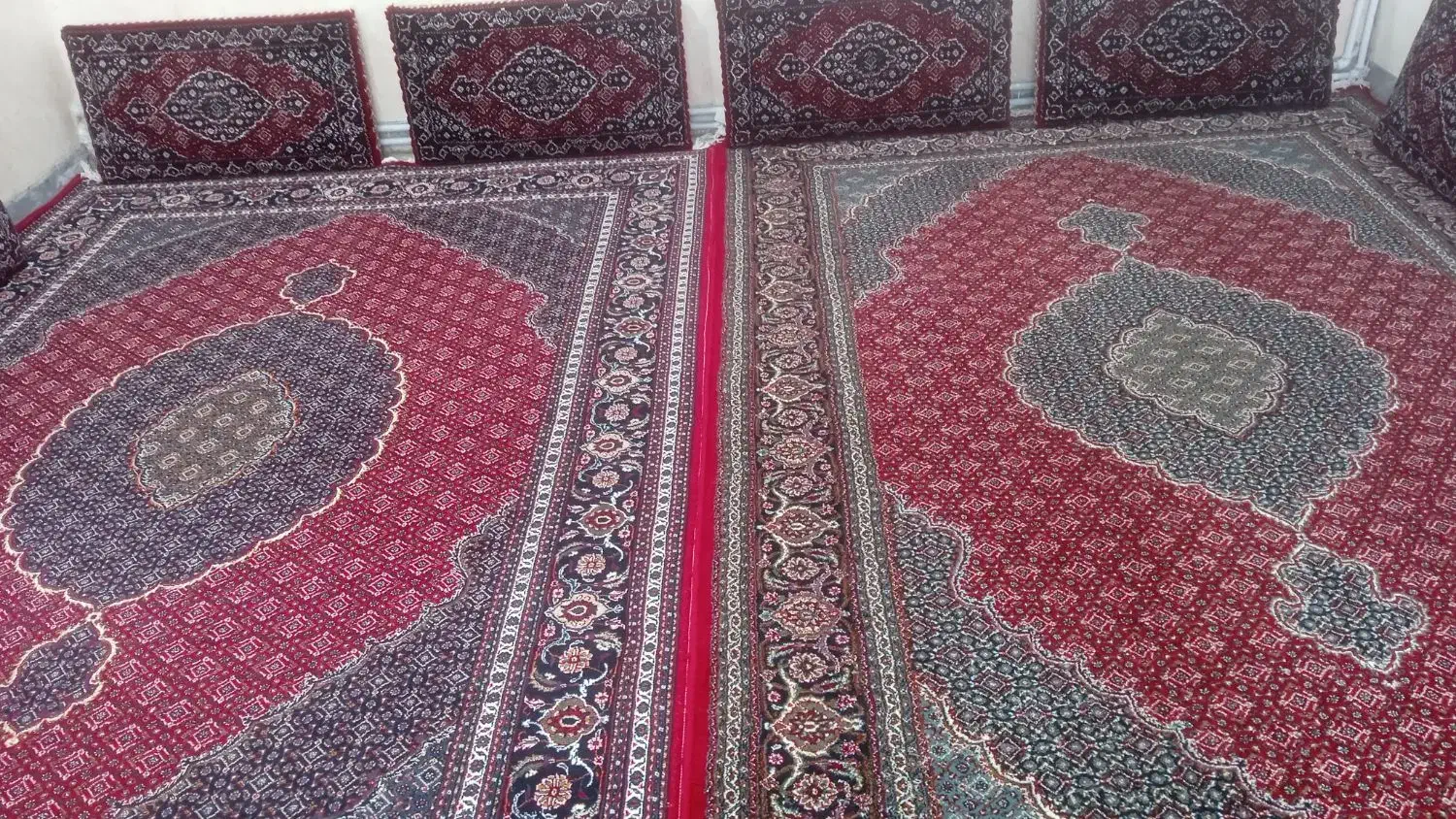 فرش و پشتی|فرش|مریوان, |دیوار