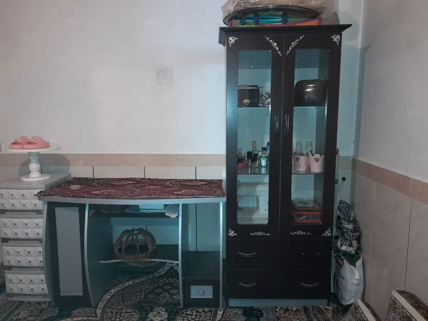 کمد و میز تحریر|میز تحریر و کامپیوتر|اراک, |دیوار