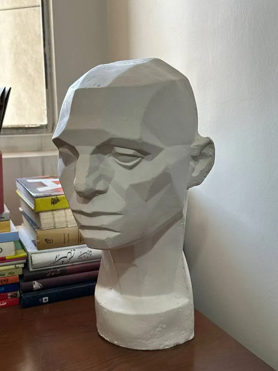 سردیس ربات|مجسمه، تندیس، ماکت|باغستان, |دیوار