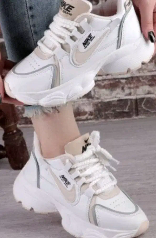 اسپورت دو نایک زنانه سایز ۳۷ تا ۴۰، مشکی و'سفید|کیف، کفش، کمربند|سیرجان, |دیوار